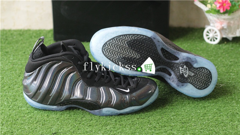 Nike Air Foamposite One Hologram